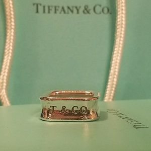 Authentic Tiffany and Company 925 sterling silver